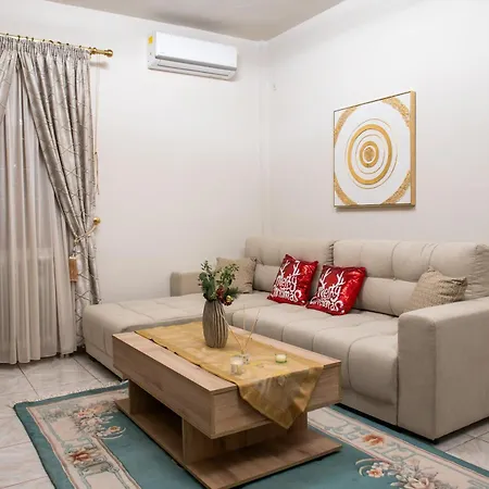 Ioanna's Home-trikala Apartmán