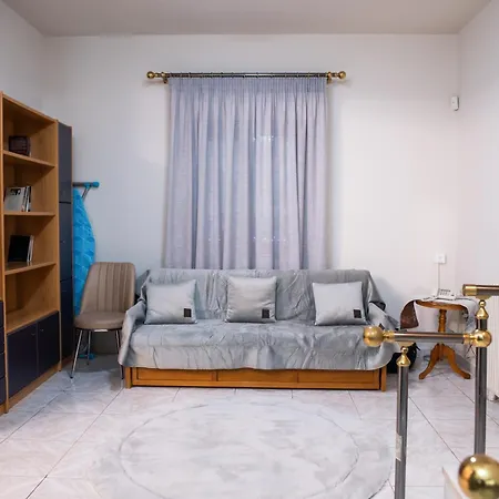 Ioanna's Home-trikala Tríkala